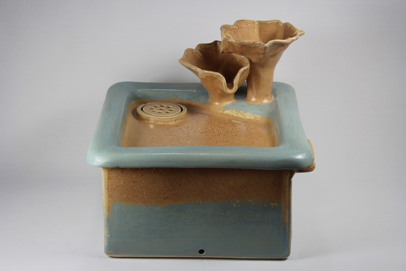 Square pet fountain with flower cascade spout and internal battery