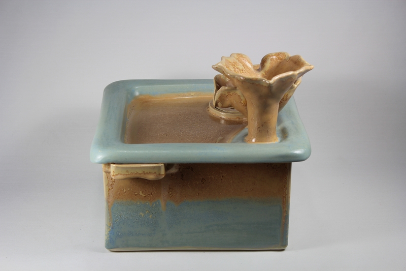 Square pet fountain with flower cascade spout and internal battery