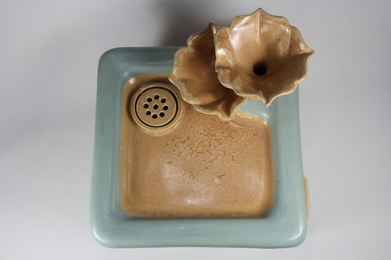 Square pet fountain with flower cascade spout and internal battery