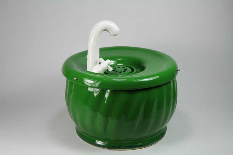 Pet fountain 14-052
