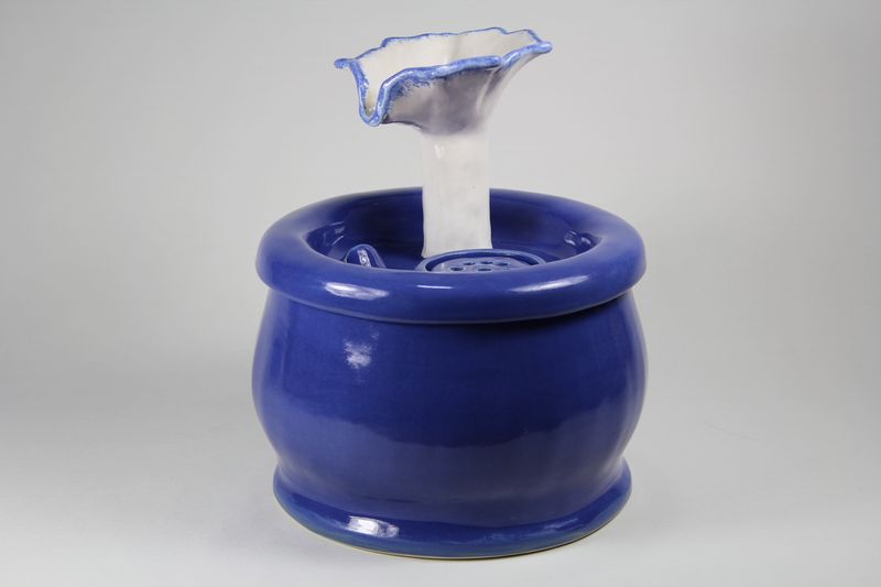 Pet fountain 14-s01