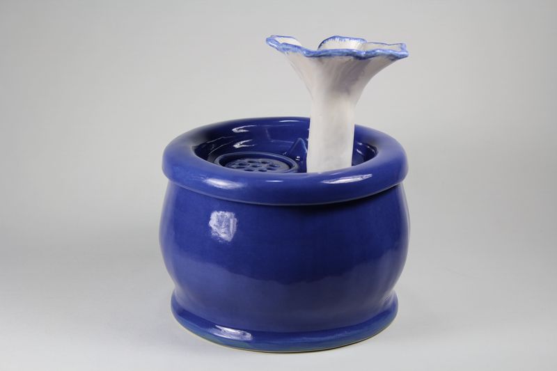 Pet fountain 14-s01
