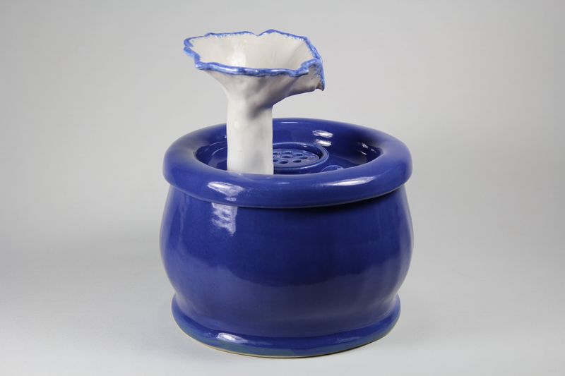 Pet fountain 14-s01