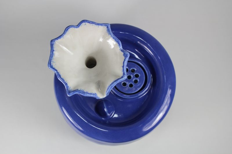 Pet fountain 14-s01