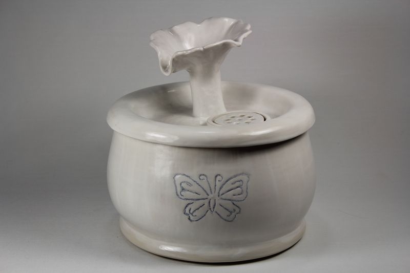 Pet fountain 14-s02