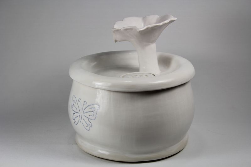 Pet fountain 14-s02