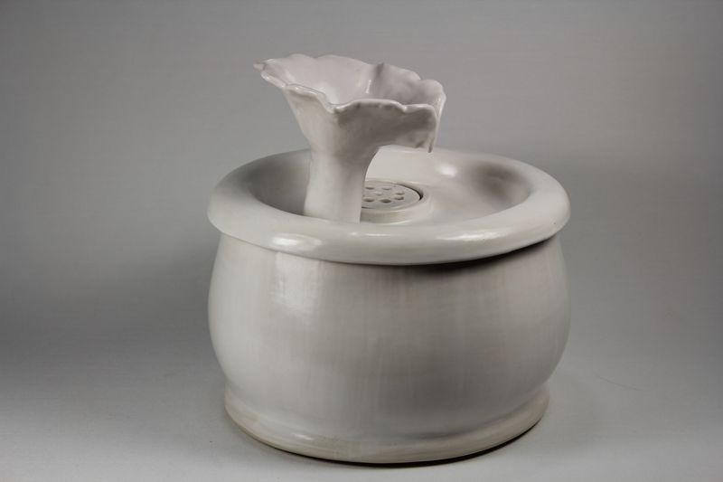 Pet fountain 14-s02