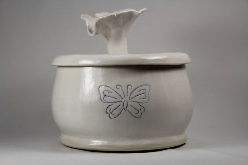 Pet fountain 14-s02