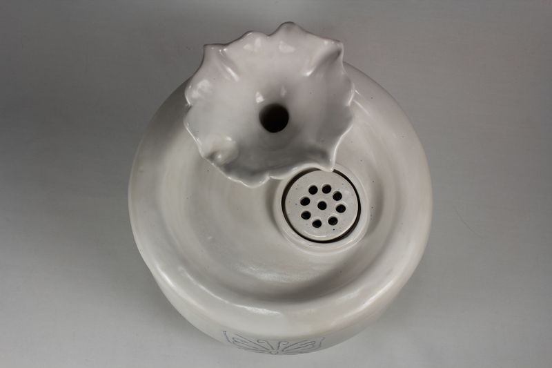 Pet fountain 14-s02