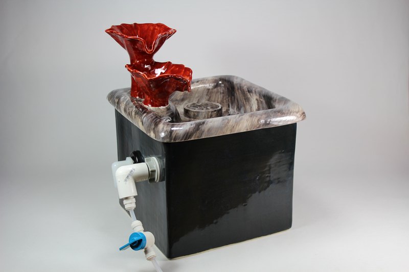 Square pet fountain with flower cascade spout and auto refill system