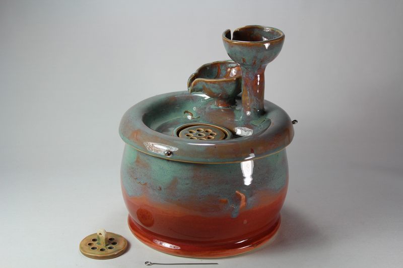 Pet drinking fountain 16-015