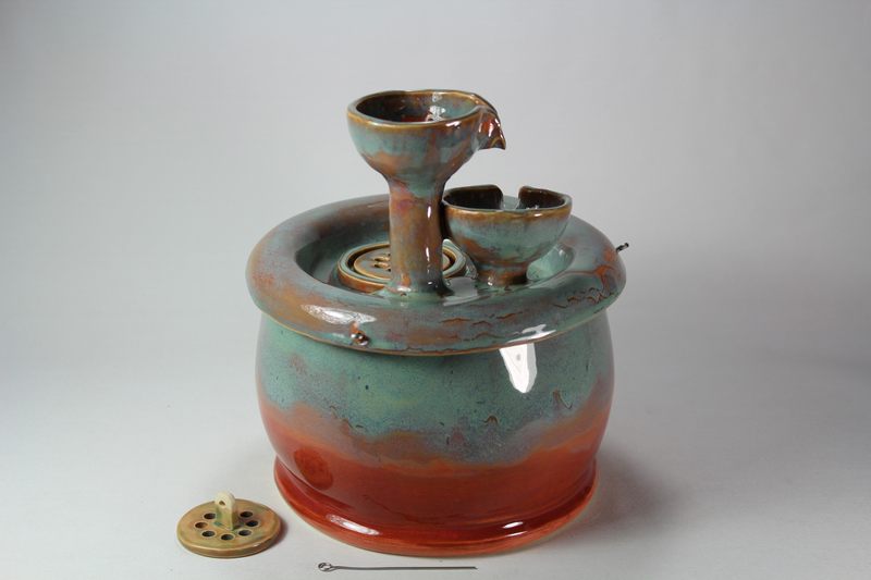 Pet drinking fountain 16-015