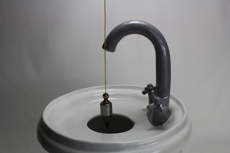 Medium cordless pet fountain with faucet spout